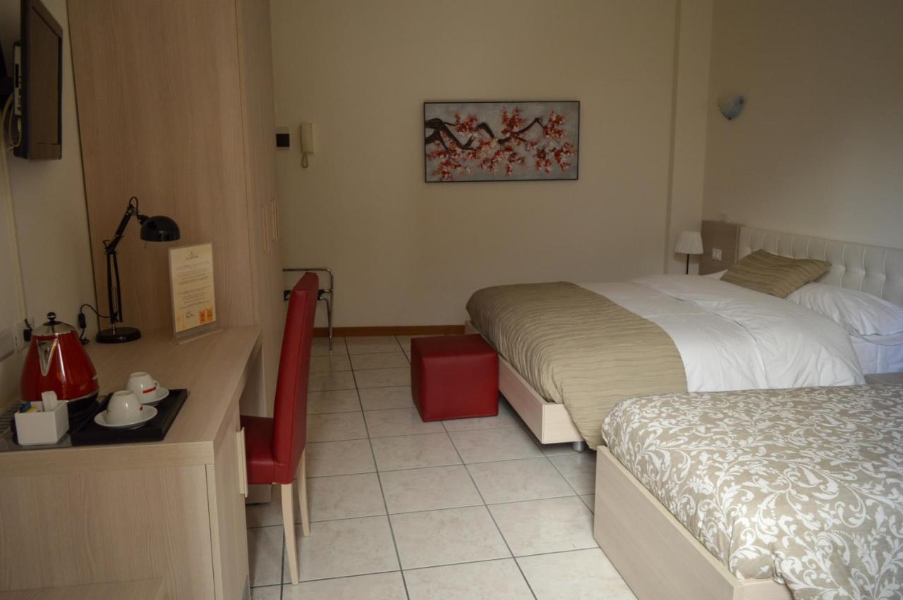 La Contrada Bed and Breakfast Sarnico Buitenkant foto