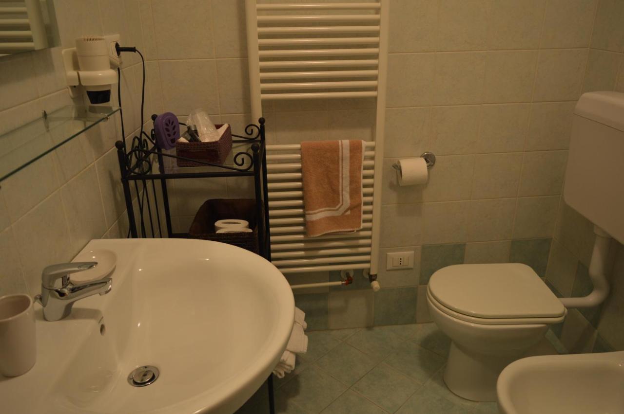 La Contrada Bed and Breakfast Sarnico Buitenkant foto