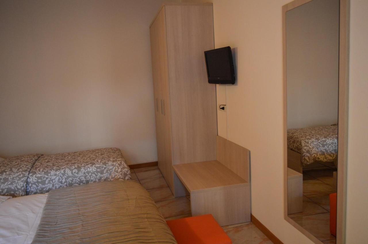 La Contrada Bed and Breakfast Sarnico Buitenkant foto