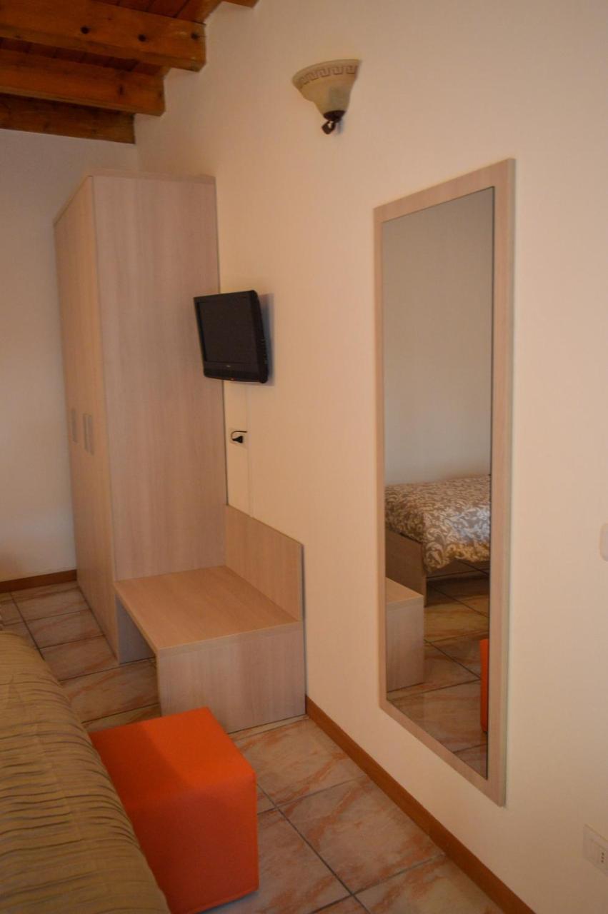 La Contrada Bed and Breakfast Sarnico Buitenkant foto