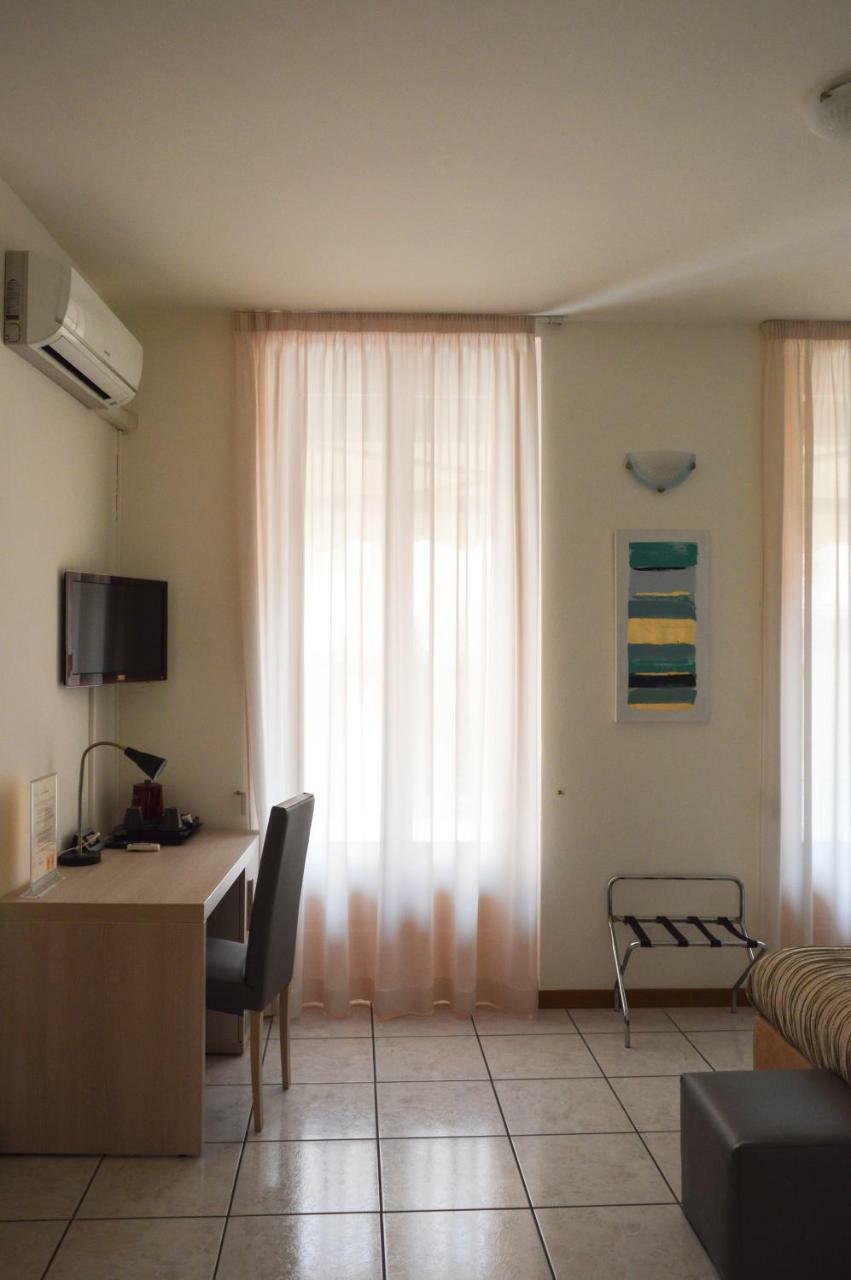 La Contrada Bed and Breakfast Sarnico Buitenkant foto