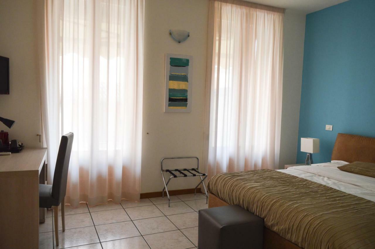 La Contrada Bed and Breakfast Sarnico Buitenkant foto