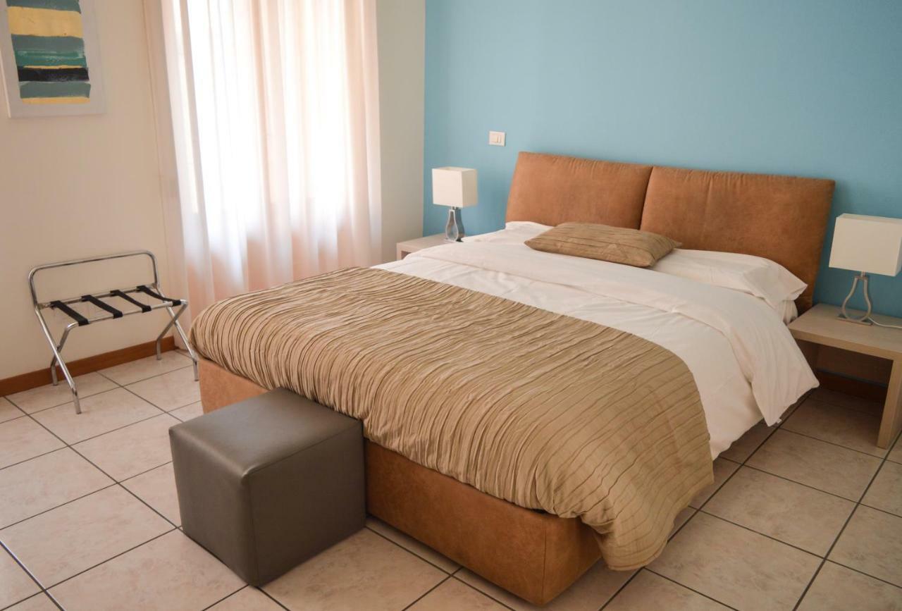 La Contrada Bed and Breakfast Sarnico Buitenkant foto